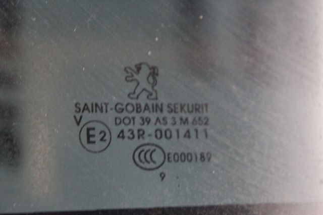 8301Z9 Peugeot/Citroen