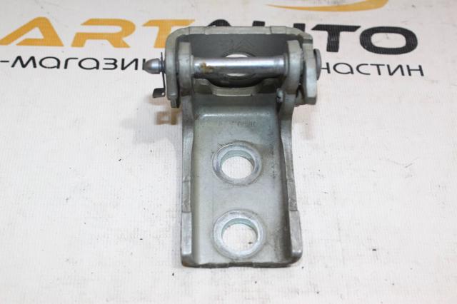 Шарнір передніх лівих дверей 9035CC PEUGEOT