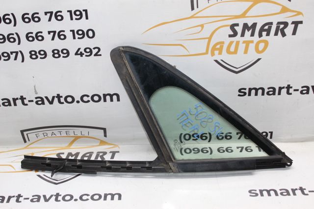 Скло-кватирка двері, передній, лівій 9201R3 PEUGEOT