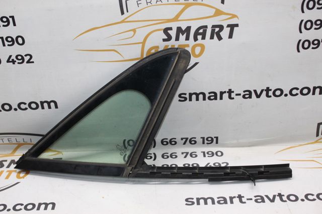 Скло-кватирка дверей, передніх, правих 9202R3 PEUGEOT