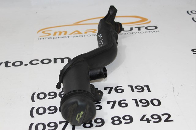 Горловина маслозаливна 9654733980 PEUGEOT