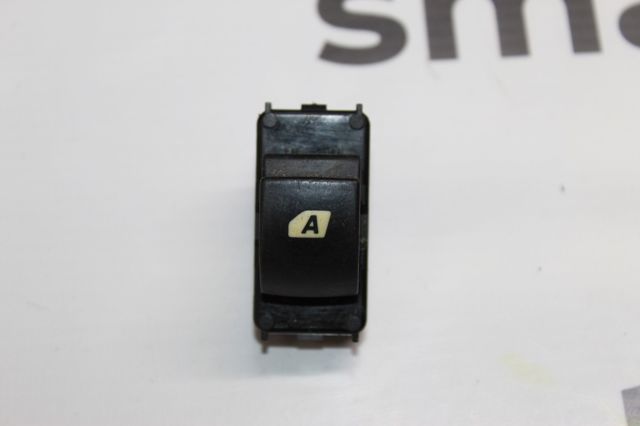 Кнопка підйомника переднього правого скла 9666955077 PEUGEOT