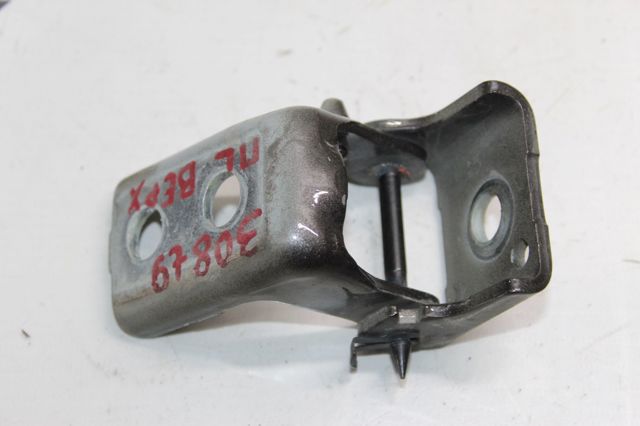 Петля передніх дверей лівих 9671886980 PEUGEOT