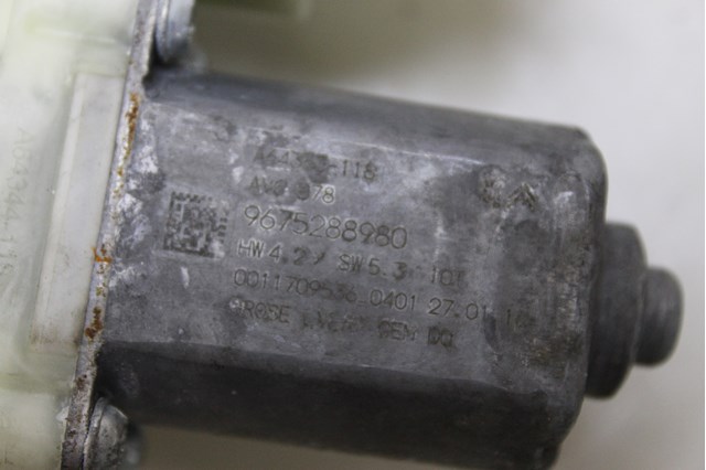 Склопідйомник передньої лівої двері 9675924780 PEUGEOT