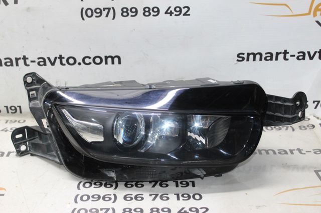 Права блок фара 9677217480 PEUGEOT