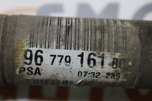Піввісь передня, права 9677916180 PEUGEOT