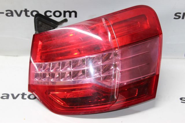 Ліхтар задній правий, зовнішній 9681063680 PEUGEOT
