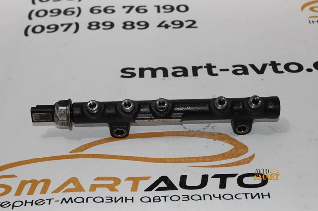 Рампа форсунок системи упорскування палива 9685297580 PEUGEOT