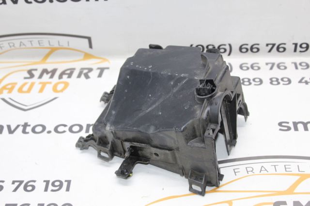 Корпус блоку запобіжників 9804681780 PEUGEOT