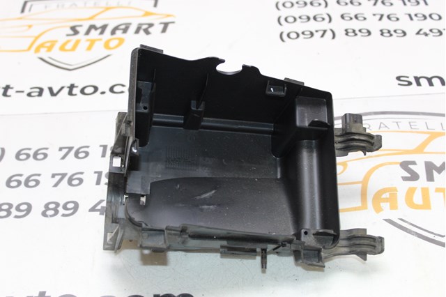 Корпус блока запобіжників 9804681980 PEUGEOT