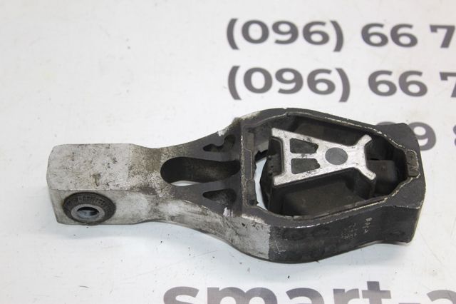 Опора двигуна задня 9805734780 PEUGEOT