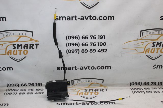Замок задньої дверї, правої 9810309880 PEUGEOT