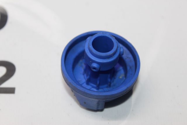 Кришка заливної горловини бака AD BLUE 9822165280 PEUGEOT