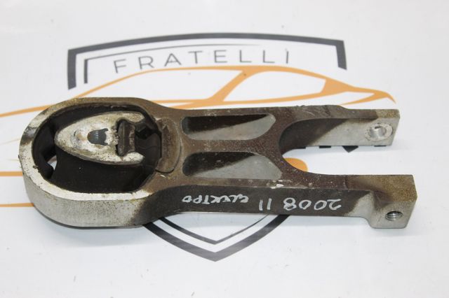 Задня подушка двигуна 9826527880 PEUGEOT