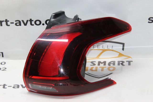 Стоп задній 9826730380 PEUGEOT