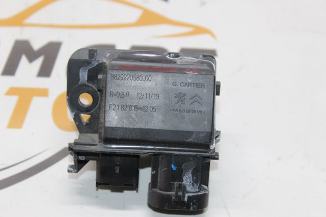 Регулятор оборотів пічки 9829220580 PEUGEOT