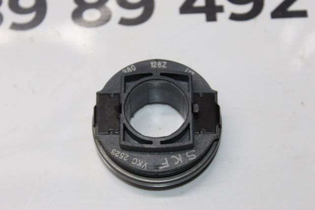 Вижимний підшипник VKC2523 SKF