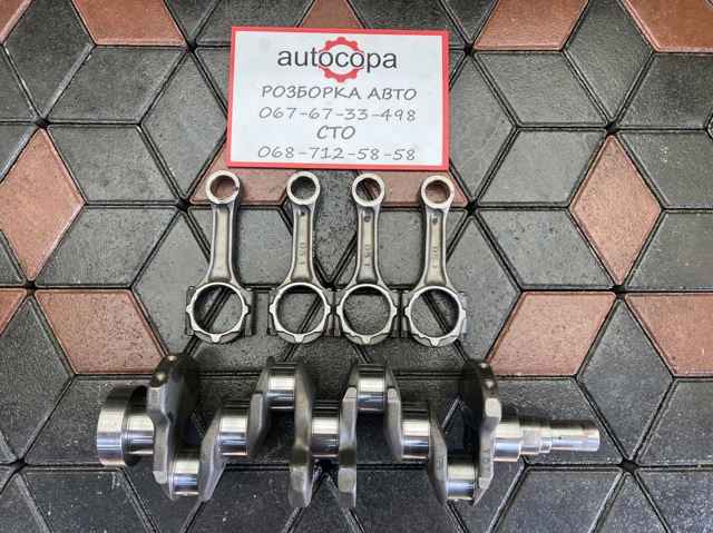 Шатун двигуна 1115A035 MITSUBISHI