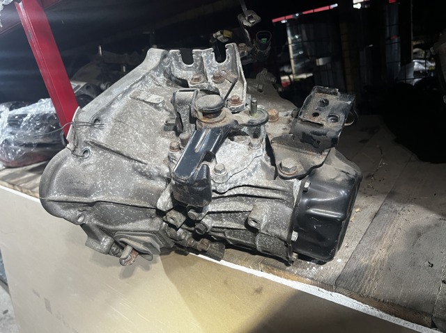 Механічна трансмісія 4300023081 HYUNDAI