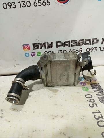Радіатор интеркуллера 13717575405 BMW