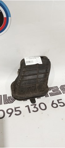 Повітроприймач 13717613157 BMW