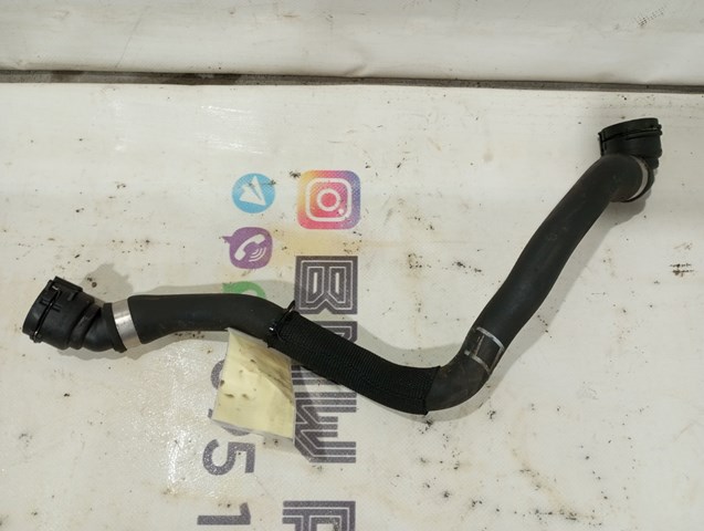 Патрубок системи охолодження 17127582895 BMW