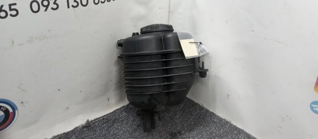 Водяний бачок системи охолодження 17138610652 BMW