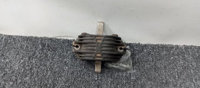 Подушка КПП 22316777388 BMW