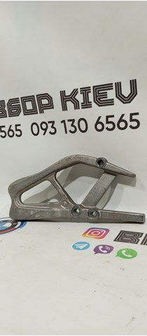 Підсилювач переднього підрамника 31106878780 BMW