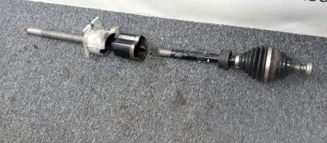 Привід передній правий 31605A2DFD2 BMW