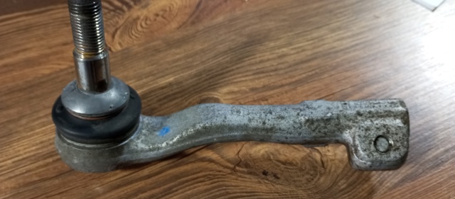 Наконечник рульовий 32104A01666 BMW
