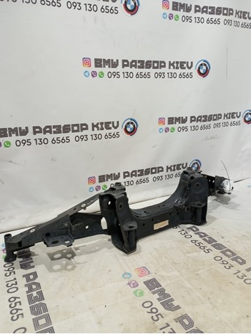Балка задньої підвіски поперечна 33306851560 BMW