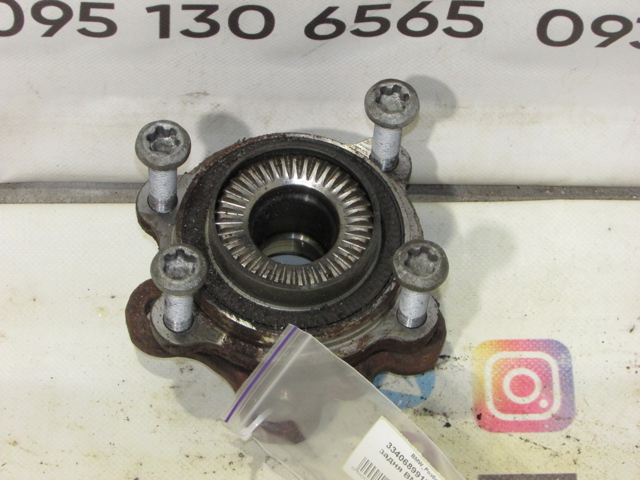 Колеса і маточини 33406899175 BMW