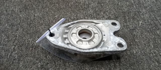Опора стійки амортизатора заднього 33506867478 BMW
