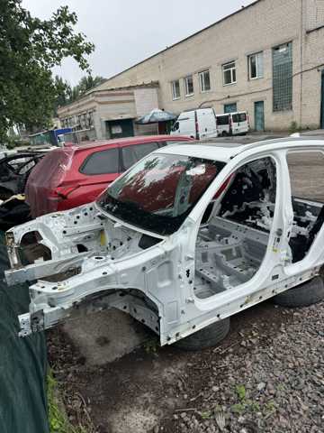 Чверть передня ліва 41007481003 BMW