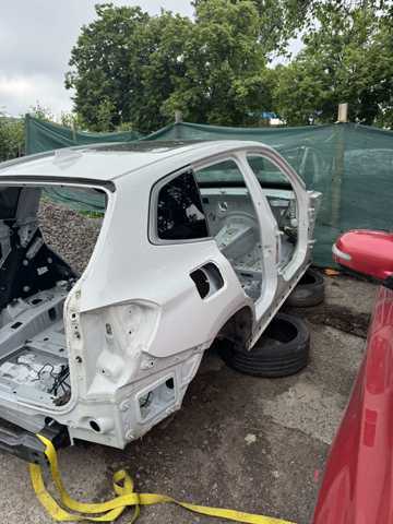 Панель кузова права 41007494002 BMW