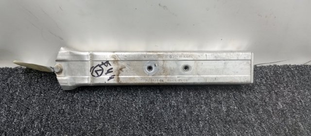 Кронштейн підсилювача переднього бампера 51117459891 BMW