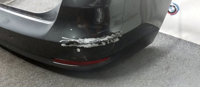 Бампер задній 51127371880 BMW