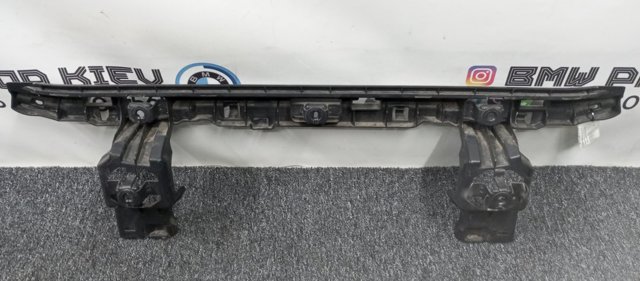 Кронштейн бампера заднього, центральний 51128494944 BMW