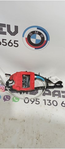 Тримач зовнішньої ручки дверей, передньої правої 51217242568 BMW