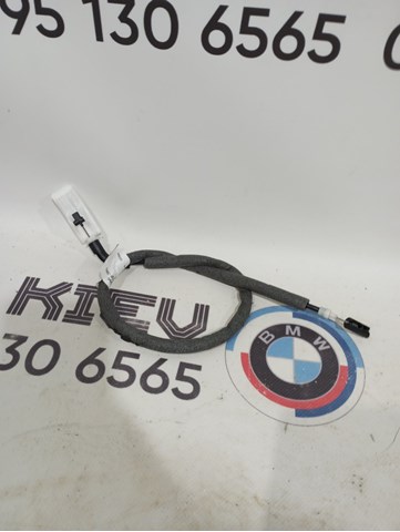 Трос відкривання двері передньої правої 51217259827 BMW