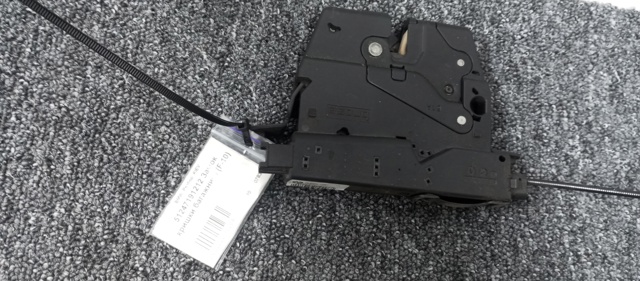 Замок і ручка дверей задка 51247191212 BMW