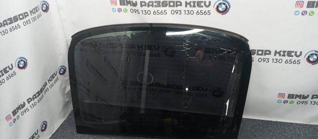 Скло заднє 51317286069 BMW