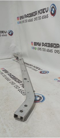 Кронштейн супорту радіатора нижнього 51647400109 BMW