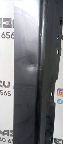 Накладка зовнішня (молдинг) порога, лівий 51777371889 BMW