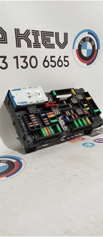 Блок запобіжників задній, салонний 61146828074 BMW