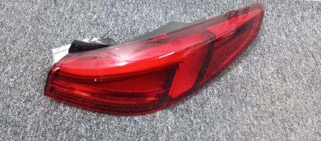 Ліхтар задній правий, зовнішній 63217465468 BMW