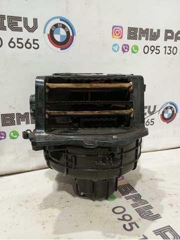 Двигун вентилятора пічки (обігрівача салону) 64119248171 BMW