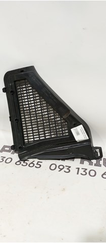 Підкрилок задній лівий 64319184004 BMW