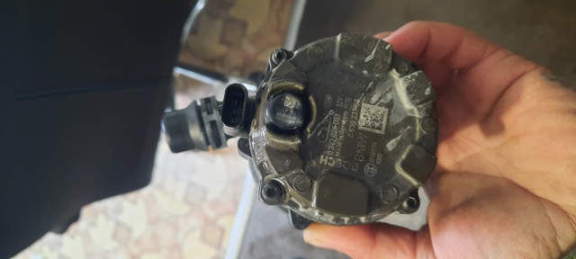 Водяний насос охолодження електричний додатковий 11518638237 BMW